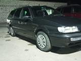Volkswagen Passat 1995 года за 1 850 000 тг. в Актобе – фото 5