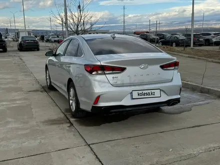 Hyundai Sonata 2018 года за 5 800 000 тг. в Шымкент – фото 6