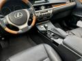 Lexus ES 300h 2014 годаүшін10 750 000 тг. в Атырау – фото 3