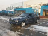 Mercedes-Benz E 230 1995 года за 1 500 000 тг. в Алматы