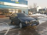 Mercedes-Benz E 230 1995 года за 1 500 000 тг. в Алматы – фото 2