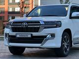 Toyota Land Cruiser 2021 года за 40 500 000 тг. в Актау – фото 2