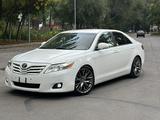 Toyota Camry 2011 года за 8 200 000 тг. в Алматы
