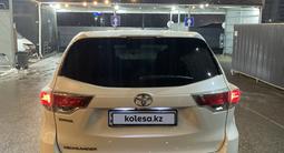 Toyota Highlander 2014 года за 14 500 000 тг. в Алматы – фото 4