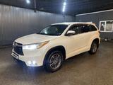 Toyota Highlander 2014 года за 14 500 000 тг. в Алматы – фото 2