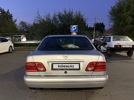 Mercedes-Benz E 230 1996 года за 2 300 000 тг. в Алматы – фото 9