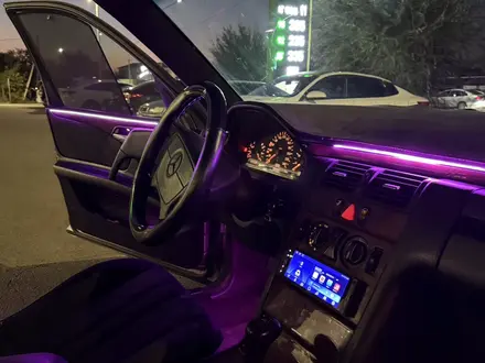 Mercedes-Benz E 230 1996 года за 2 300 000 тг. в Алматы – фото 16
