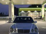 Mercedes-Benz E 230 1996 года за 2 300 000 тг. в Алматы – фото 4