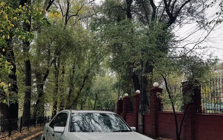 Mercedes-Benz E 230 1996 года за 2 300 000 тг. в Алматы