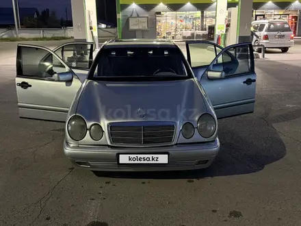 Mercedes-Benz E 230 1996 года за 2 300 000 тг. в Алматы – фото 8