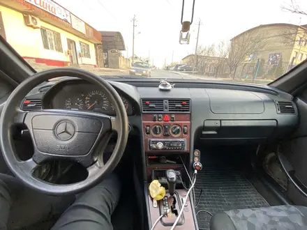 Mercedes-Benz C 200 1996 года за 1 600 000 тг. в Шымкент – фото 22