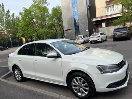 Volkswagen Jetta 2013 года за 5 900 000 тг. в Алматы