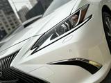 Lexus ES 250 2019 года за 22 600 000 тг. в Алматы