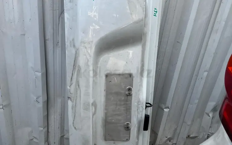 Крышка багажника нижняя тойота ленд крузер 200 за 350 000 тг. в Алматы