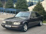 Mercedes-Benz E 280 1993 года за 2 950 000 тг. в Алматы – фото 2