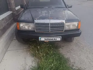 Mercedes-Benz 190