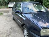 Volkswagen Golf 1994 года за 800 000 тг. в Уральск