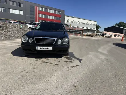 Mercedes-Benz E 320 2002 года за 4 000 000 тг. в Алматы – фото 2