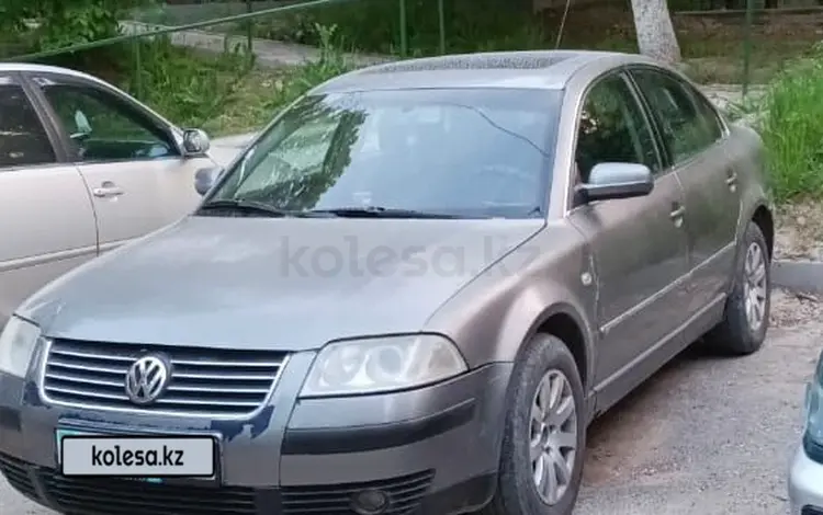 Volkswagen Passat 2002 годаүшін2 100 000 тг. в Шымкент