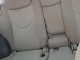 Toyota RAV4 2007 годаfor4 650 000 тг. в Актобе – фото 2