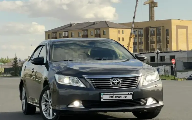 Toyota Camry 2012 годаүшін9 000 000 тг. в Семей