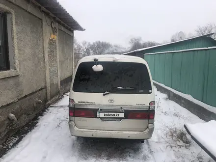 Toyota Hiace 2002 года за 5 300 000 тг. в Алматы – фото 20