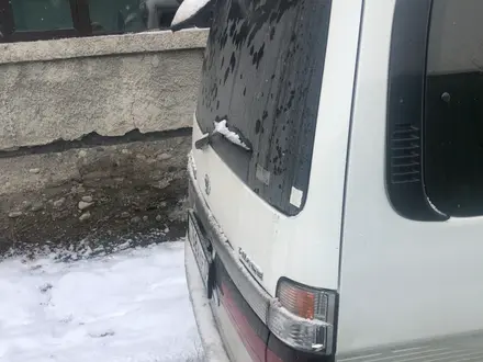 Toyota Hiace 2002 года за 5 300 000 тг. в Алматы – фото 23