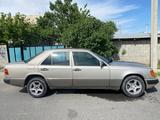 Mercedes-Benz E 220 1993 годаfor2 100 000 тг. в Талдыкорган – фото 2