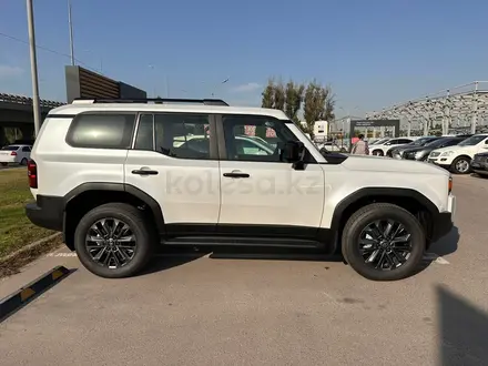 Toyota Land Cruiser Prado 2024 года за 45 500 000 тг. в Астана – фото 2