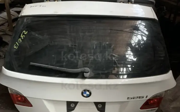 Крышка багажника BMW E61 из Японии. за 30 000 тг. в Алматы