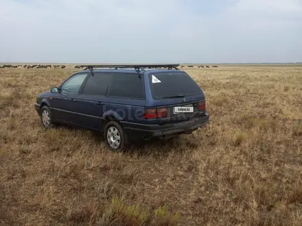 Volkswagen Passat 1993 года за 1 500 000 тг. в Уральск – фото 4