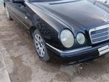 Mercedes-Benz E 320 1998 годаүшін1 500 000 тг. в Актобе – фото 3