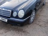 Mercedes-Benz E 320 1998 годаүшін1 500 000 тг. в Актобе – фото 4