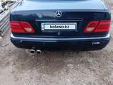 Mercedes-Benz E 320 1998 годаүшін1 500 000 тг. в Актобе – фото 5