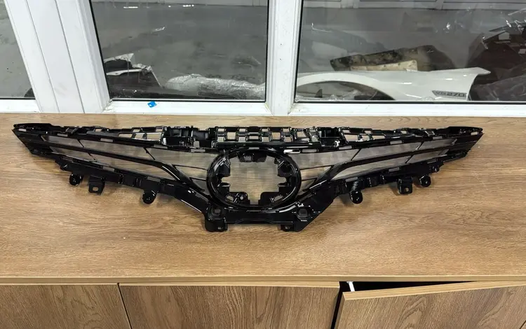 Решетка радиатора Toyota Camryүшін20 000 тг. в Астана