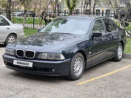 BMW 528 1997 года за 2 750 000 тг. в Талдыкорган