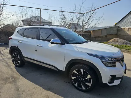 Kia Seltos 2021 года за 13 500 000 тг. в Шымкент – фото 3