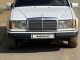 Mercedes-Benz E 200 1993 года за 549 999 тг. в Кокшетау – фото 3