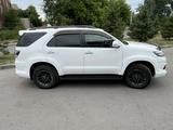 Toyota Fortuner 2015 годаүшін13 000 000 тг. в Усть-Каменогорск – фото 3