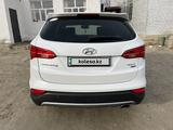 Hyundai Santa Fe 2014 года за 10 500 000 тг. в Актобе – фото 2