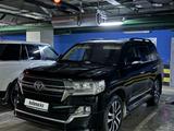 Toyota Land Cruiser 2016 года за 28 500 000 тг. в Астана – фото 2