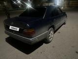 Mercedes-Benz E 200 1990 года за 1 700 000 тг. в Экибастуз – фото 3