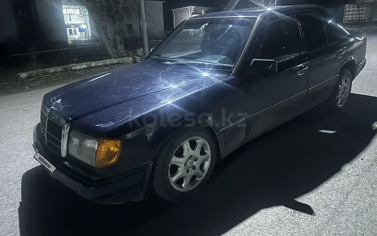 Mercedes-Benz E 200 1990 года за 1 700 000 тг. в Экибастуз