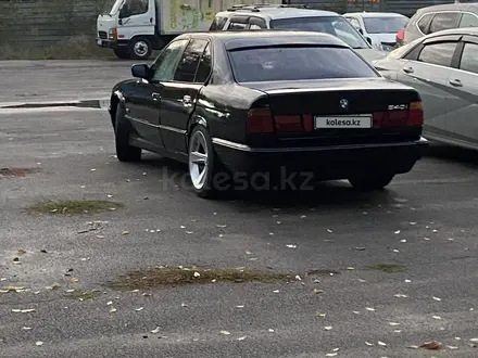 BMW 520 1993 года за 1 400 000 тг. в Алматы