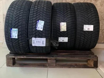 Michelin X-Ice Snow SUV 275/45/R20 305/40R20 Michelin X-Ice Snow SUV за 250 000 тг. в Тараз