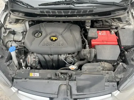 Hyundai Elantra 2015 года за 5 700 000 тг. в Шымкент – фото 7