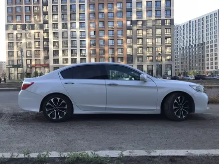 Honda Accord 2014 года за 8 000 000 тг. в Астана – фото 2