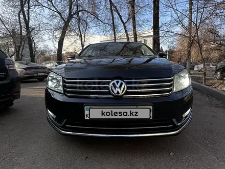 Volkswagen Passat 2014 года за 4 500 000 тг. в Алматы – фото 13
