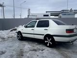 Volkswagen Vento 1993 года за 1 900 000 тг. в Уральск – фото 3