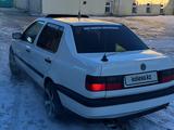 Volkswagen Vento 1993 года за 1 900 000 тг. в Уральск – фото 5